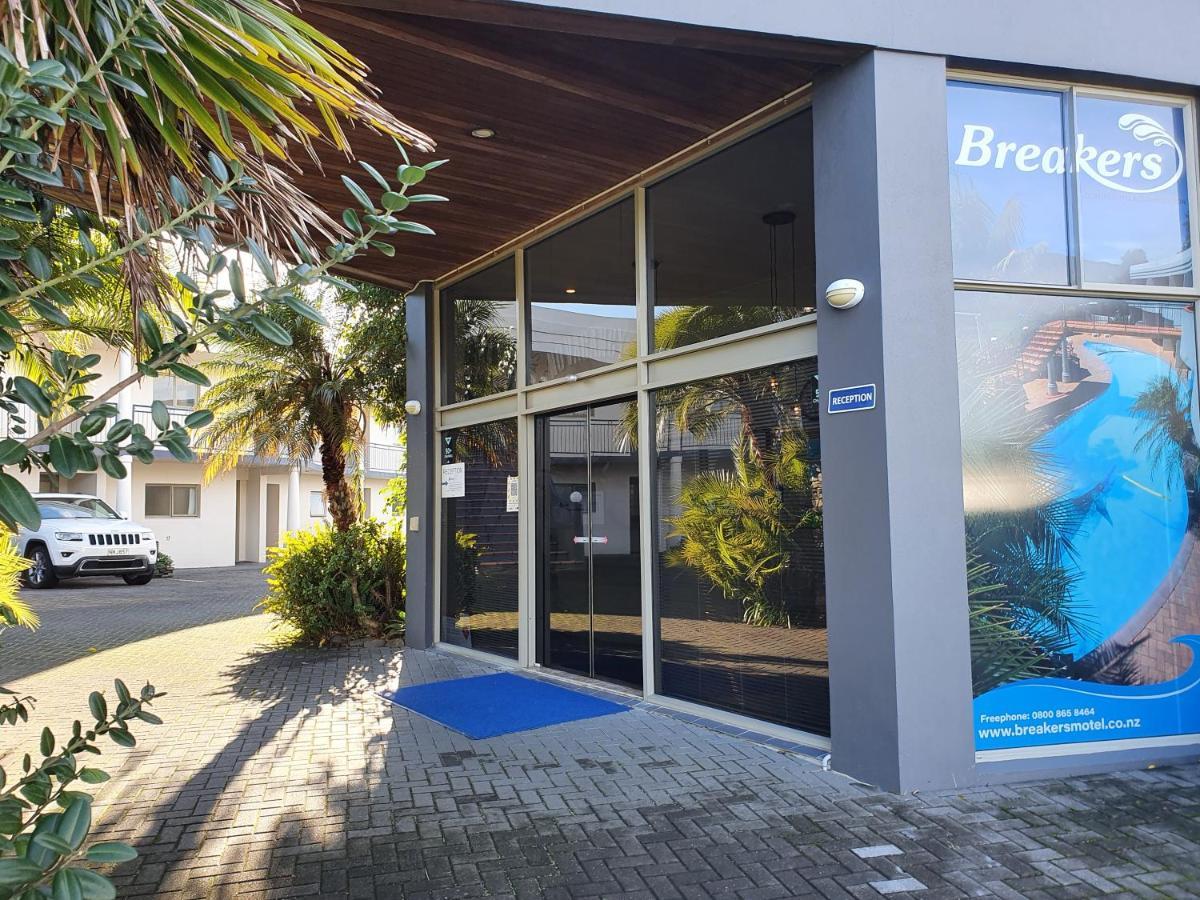 Breakers Motel Whangamata Exterior foto