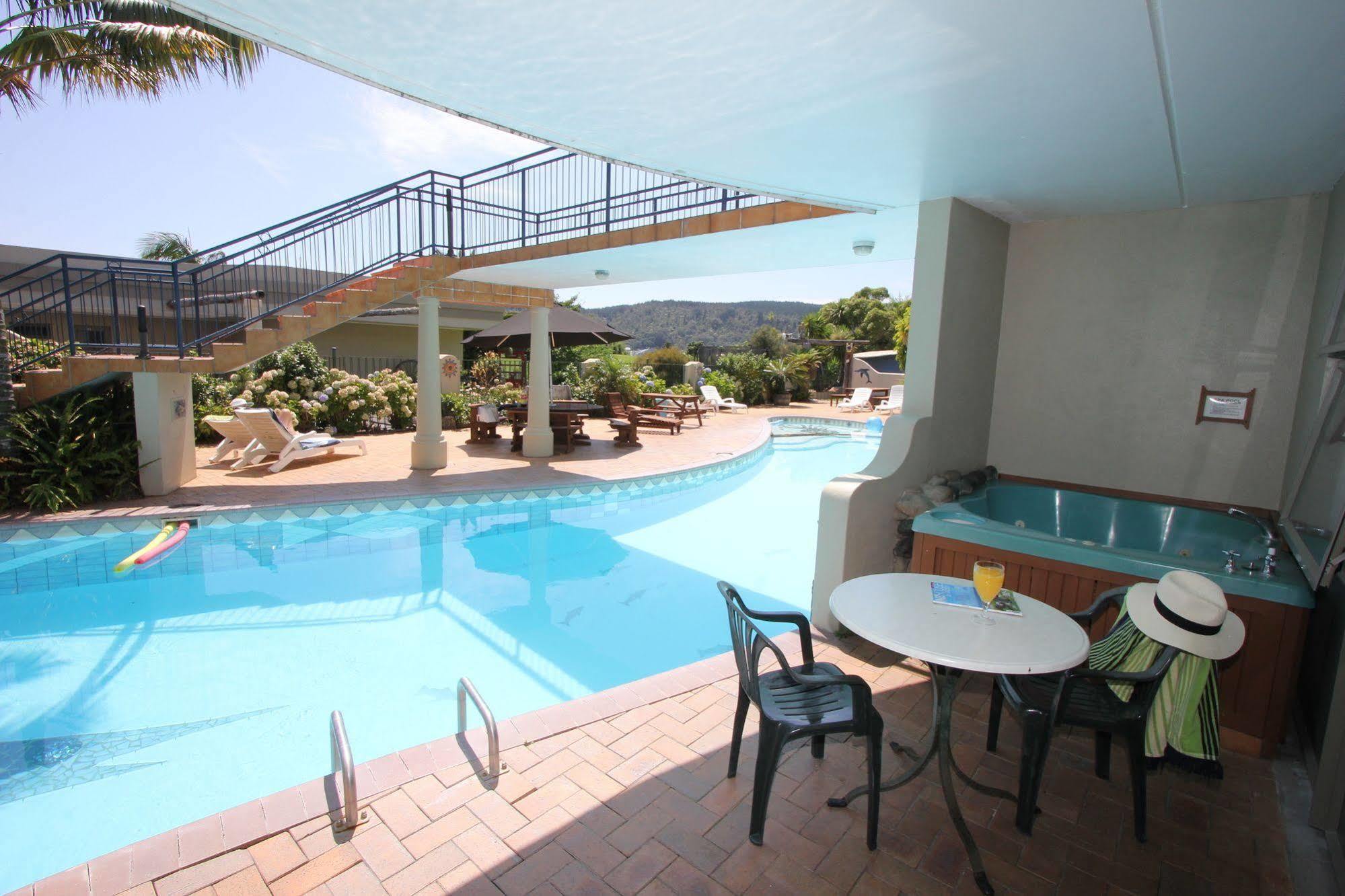 Breakers Motel Whangamata Exterior foto